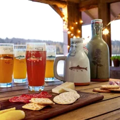 Orvis Glassware & Bar|Angler'S Pint Glass